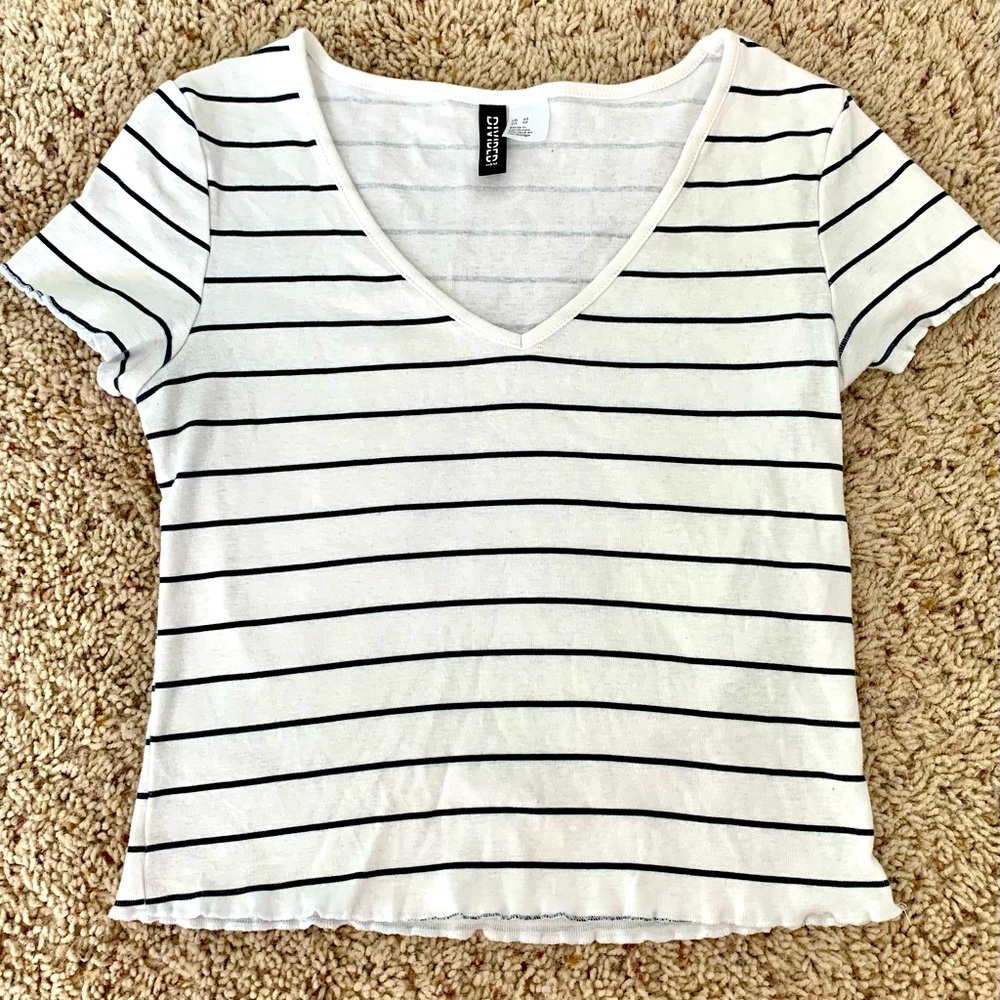 H&M cropped white stripped T